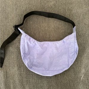 Baggu medium nylon crescent bag - bluebell